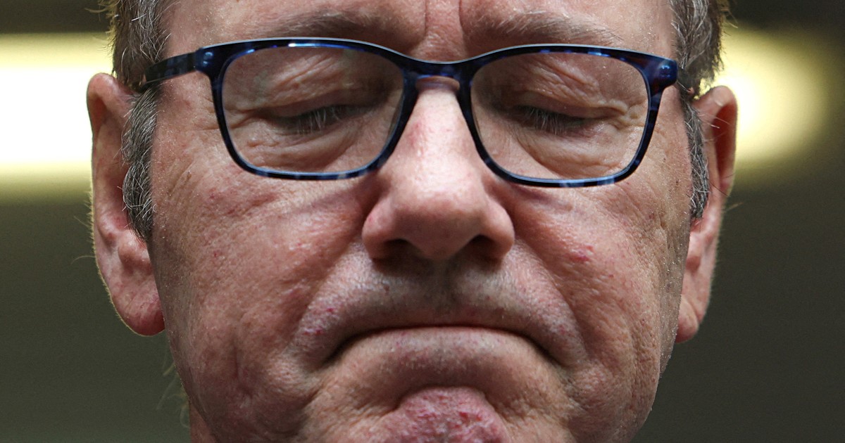 kevin-spacey,-declarado-inocente-de-los-cargos-denunciados-en-pleno-auge-del-#metoo:-«no-tengo-casa,-voy-donde-haya-trabajo»