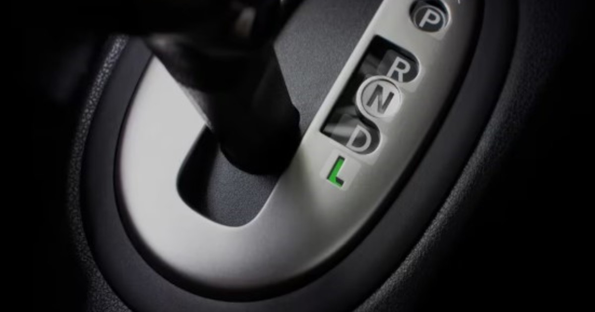 que-significa-la-«l»-en-la-palanca-de-cambios-del-auto:-su-funcion-es-clave-y-pocos-lo-saben