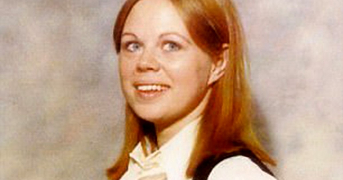 llamaron-a-su-puerta-y-una-mujer-payaso-la-mato-de-un-tiro:-los-beneficios-en-una-sentencia-que-llego-33-anos-despues