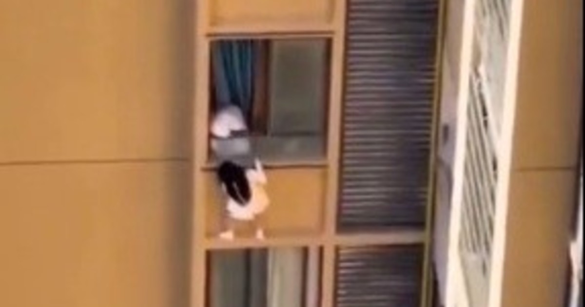 una-insolita-huida-que-pudo-ser-tragica:-quiso-evitar-a-la-esposa-de-su-amante,-escapo-por-la-cornisa-de-un-piso-13-y-casi-cae-al-vacio