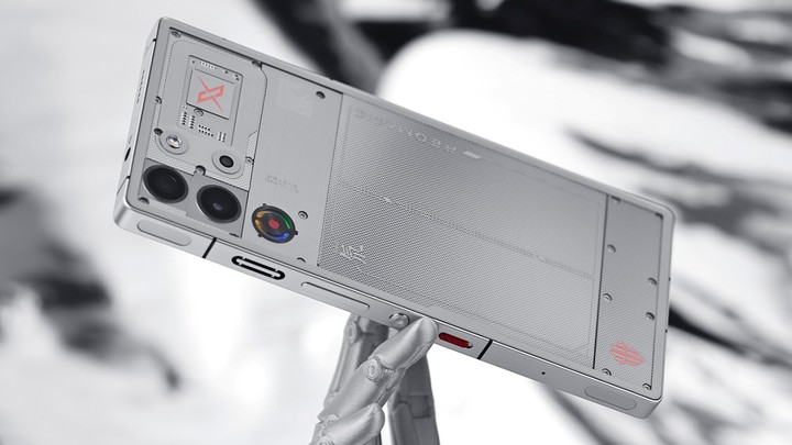 RedMagic 10 Pro. Potencia y experiencia para los gamers a un precio de 1.623.499 pesos.