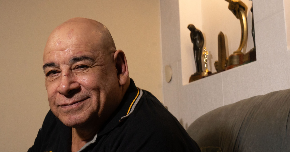 roly-serrano-confirmo-su-romance-con-una-joven-44-anos-menor:-de-quien-se-trata