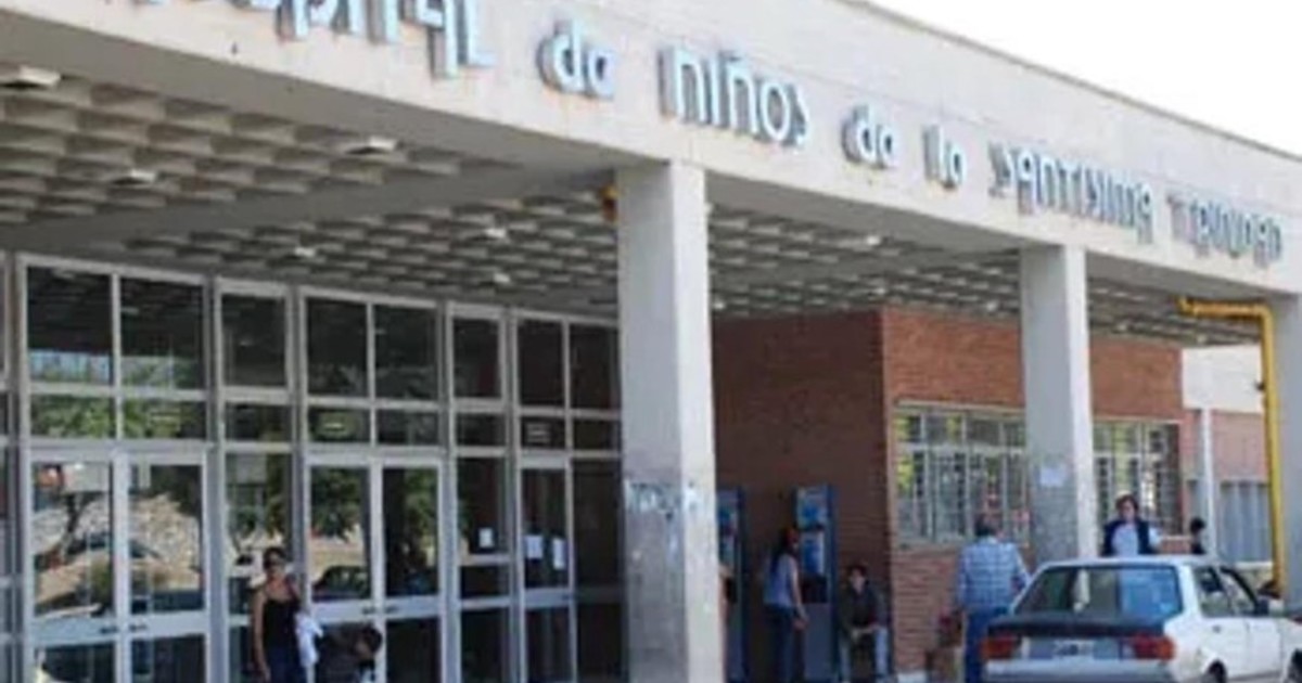 conmocion-en-cordoba-tras-la-muerte-de-un-bebe-de-3-meses-por-severas-lesiones-en-la-cabeza:-arrestaron-a-los-padres