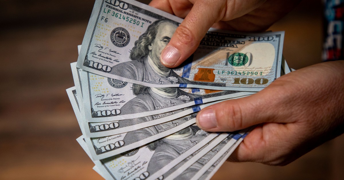 ley-de-inocencia-fiscal:-claves,-detalles-y-la-letra-chica-del-nuevo-sistema-que-buscara-aspirar-los-dolares-del-colchon