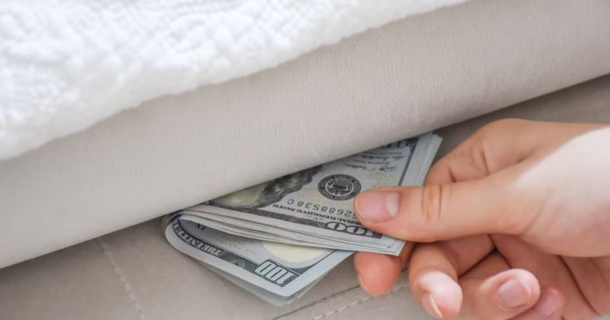 inocencia-fiscal:-reunion-clave-entre-los-bancos,-arca-y-el-central-para-apurar-la-salida-de-los-«dolares-del-colchon»