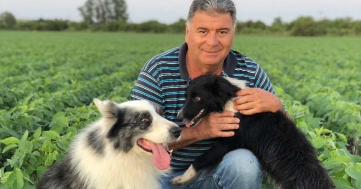 cruzo-la-ruta-para-levantar-un-valijon-que-habia-perdido-una-familia-y-murio-atropellado