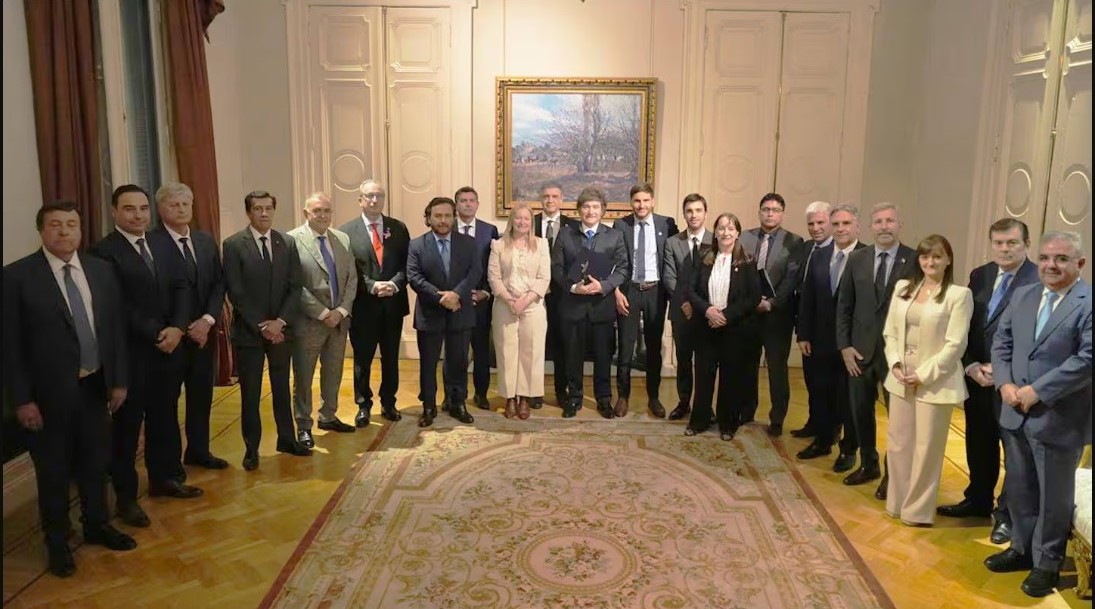 la-reforma-laboral-divide-a-los-gobernadores-y-obliga-a-milei-a-negociar-para-sumar-votos-en-el-congreso