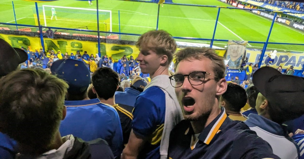 el-asombro-de-un-hincha-ingles-por-su-primera-vez-en-la-bombonera:-la-experiencia-en-primera-persona-en-uno-de-los-templos-sagrados-del-futbol-argentino
