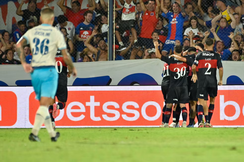 racing-perdio-3-1-con-tigre-y-lleva-tres-derrotas-seguidas-en-el-torneo-apertura