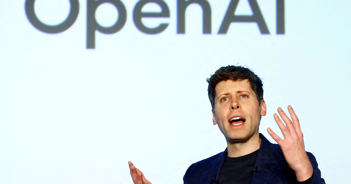 openai-ofrecera-hasta-usd-15.000-a-algunos-empleados-migrantes:-la-explicacion-de-sam-altman