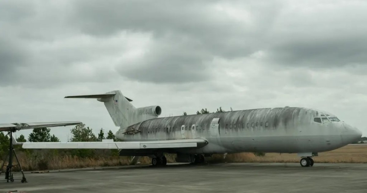 asi-es-por-dentro-“lolita-express”-el-avion-abandonado-de-jeffrey-epstein
