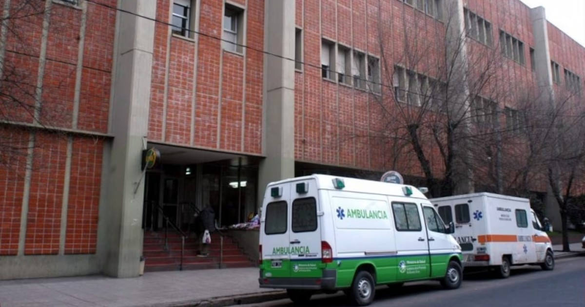 drama-familiar-en-miramar:-un-hombre-atropello-a-su-beba-cuando-sacaba-el-auto-del-garaje-y-la-menor-esta-en-coma