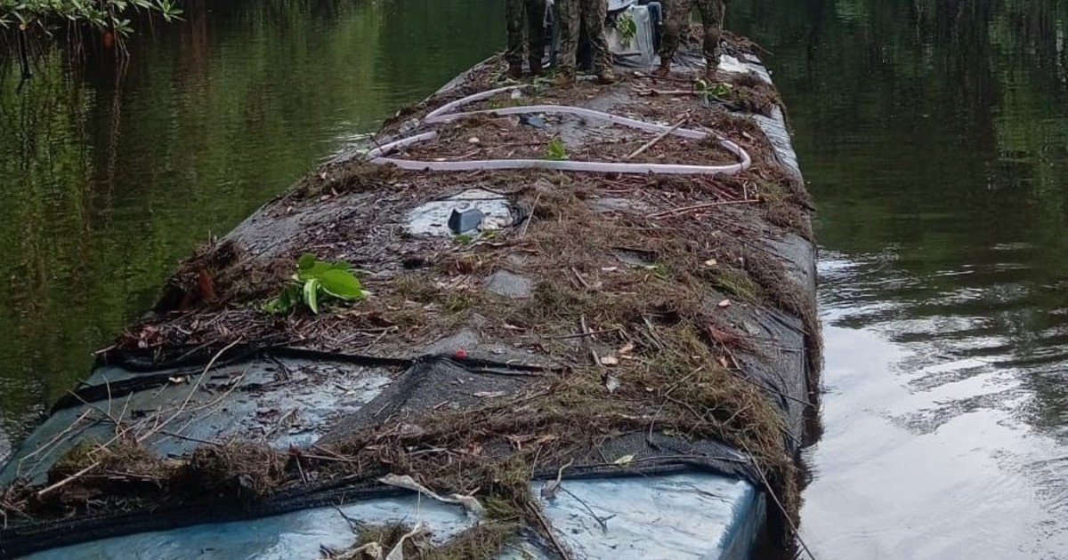 el-ejercito-de-ecuador-incauto-un-“narco-submarino”:-mide-mas-de-35-metros-y-estaba-listo-para-zarpar