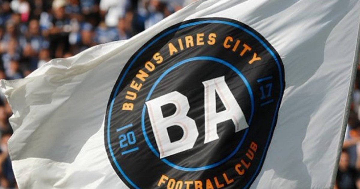 la-historia-del-buenos-aires-city-club,-el-equipo-que-surgio-del-futbol-playa-y-se-suma-al-torneo-promocional-amateur