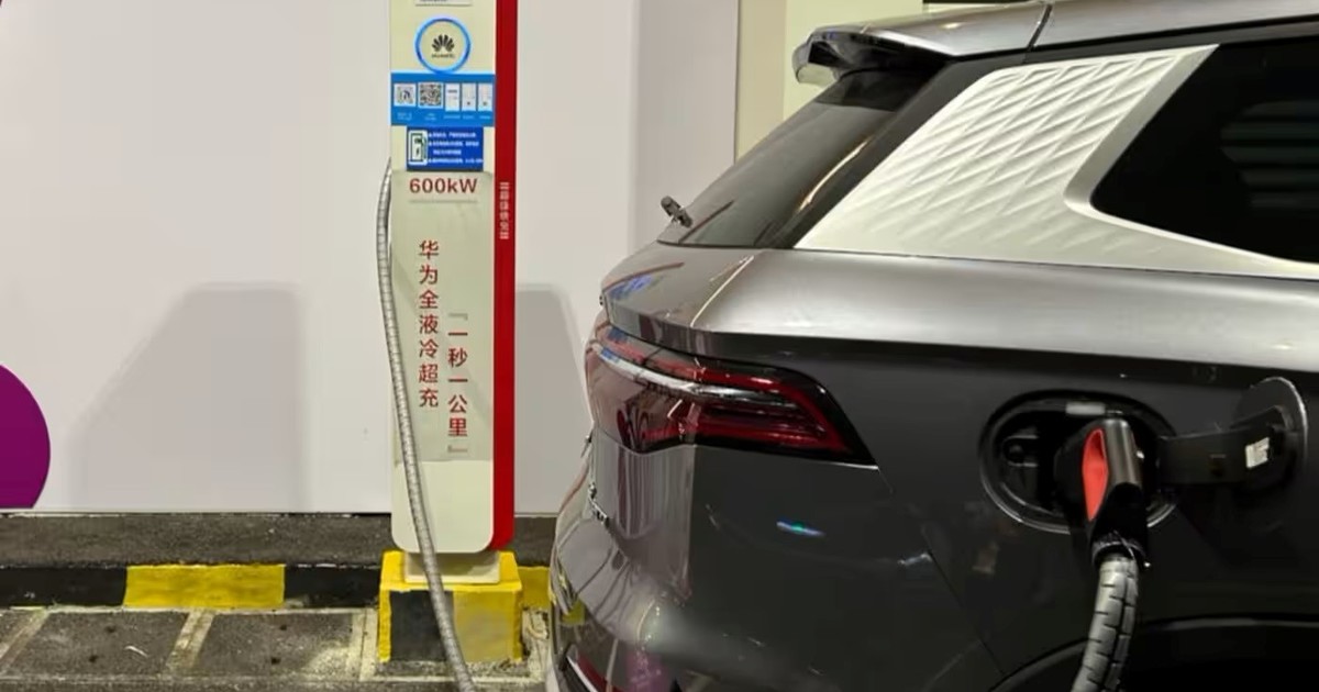 el-hallazgo-de-china-que-pone-en-jaque-al-diesel:-baterias-con-hasta-1.600-km-de-autonomia