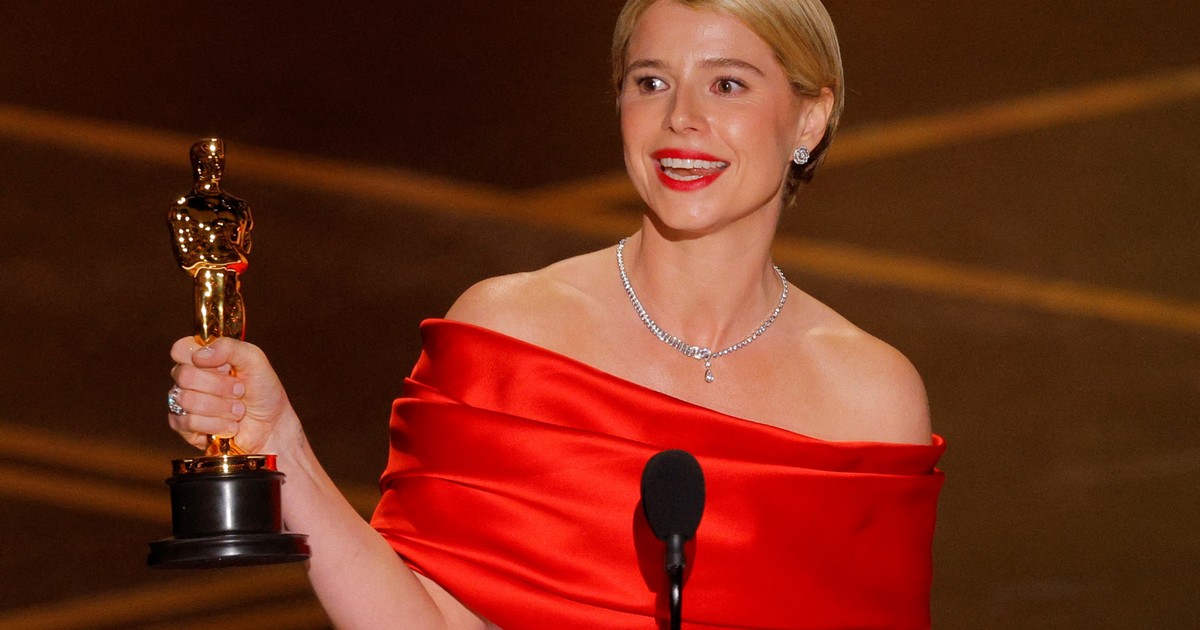 quien-es-jessie-buckley,-la-actriz-que-gano-el-oscar-y-todos-los-premios-de-la-temporada