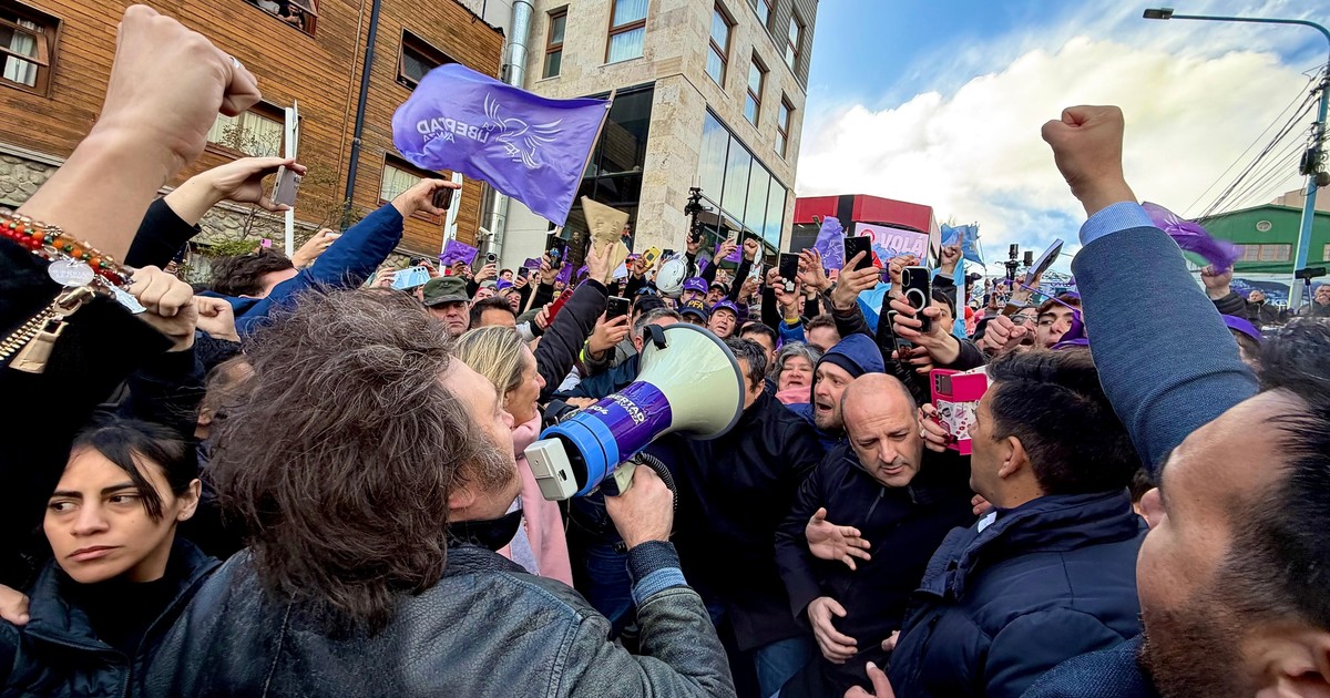 charla-libertaria-y-visita-a-tucuman:-javier-milei-recalcula-su-agenda-y-se-abraza-a-la-batalla-cultural