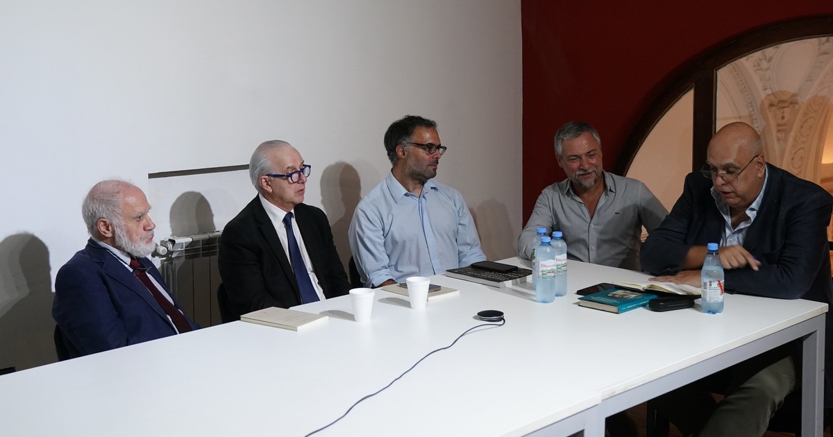 mas-de-250.000-visitantes:-el-exito-de-la-muestra-egipcia-en-el-bellas-artes-que-reabre-preguntas