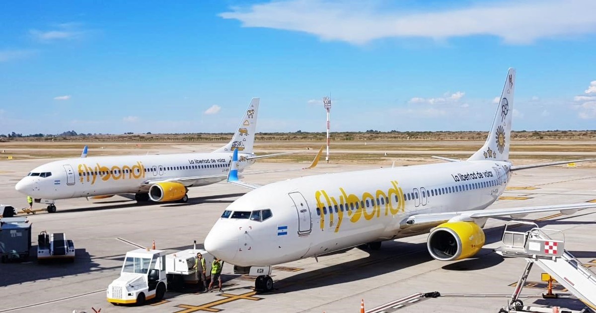flybondi-retrasa-el-pago-de-salarios-de-marzo-a-sus-empleados-tras-las-ultimas-cancelaciones-de-vuelos