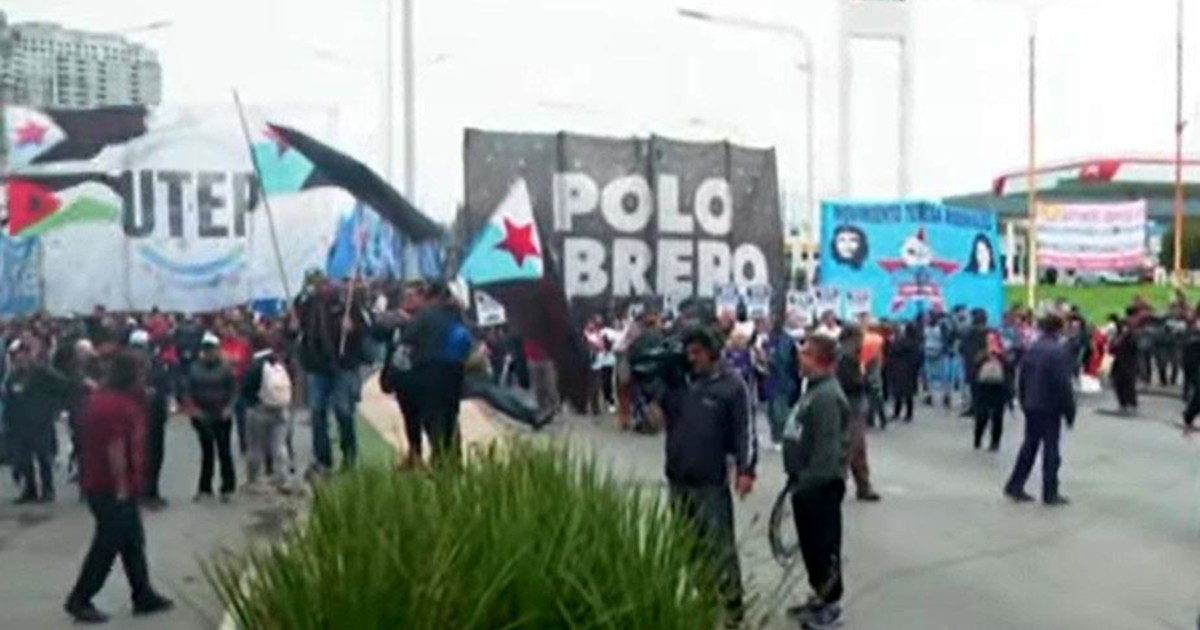 las-organizaciones-sociales-lanzan-un-nuevo-plan-de-lucha-con-piquetes-y-protestas-contra-el-gobierno:-cuando-seran