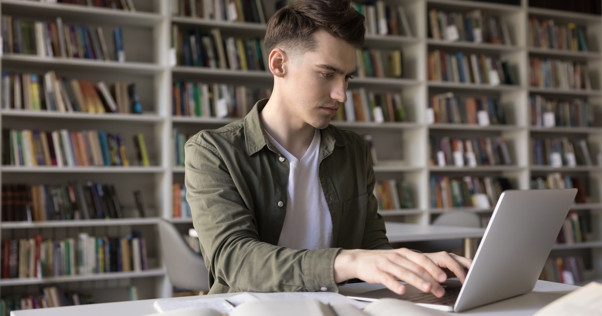 ofrecen-400-becas-gratuitas-para-aprender-a-programar-en-una-reconocida-institucion-tecnologica:-como-anotarse