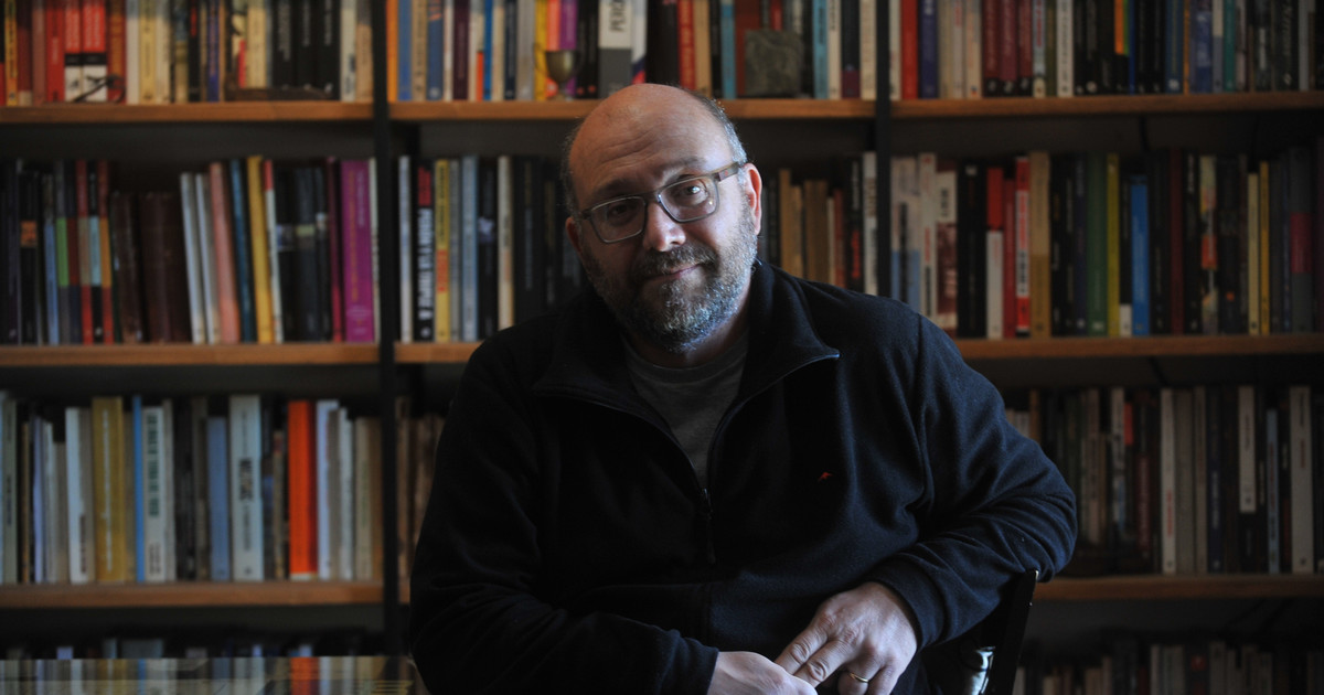 federico-lorenz:-«los-discursos-totales-y-de-logica-binaria-son-muy-tramposos»