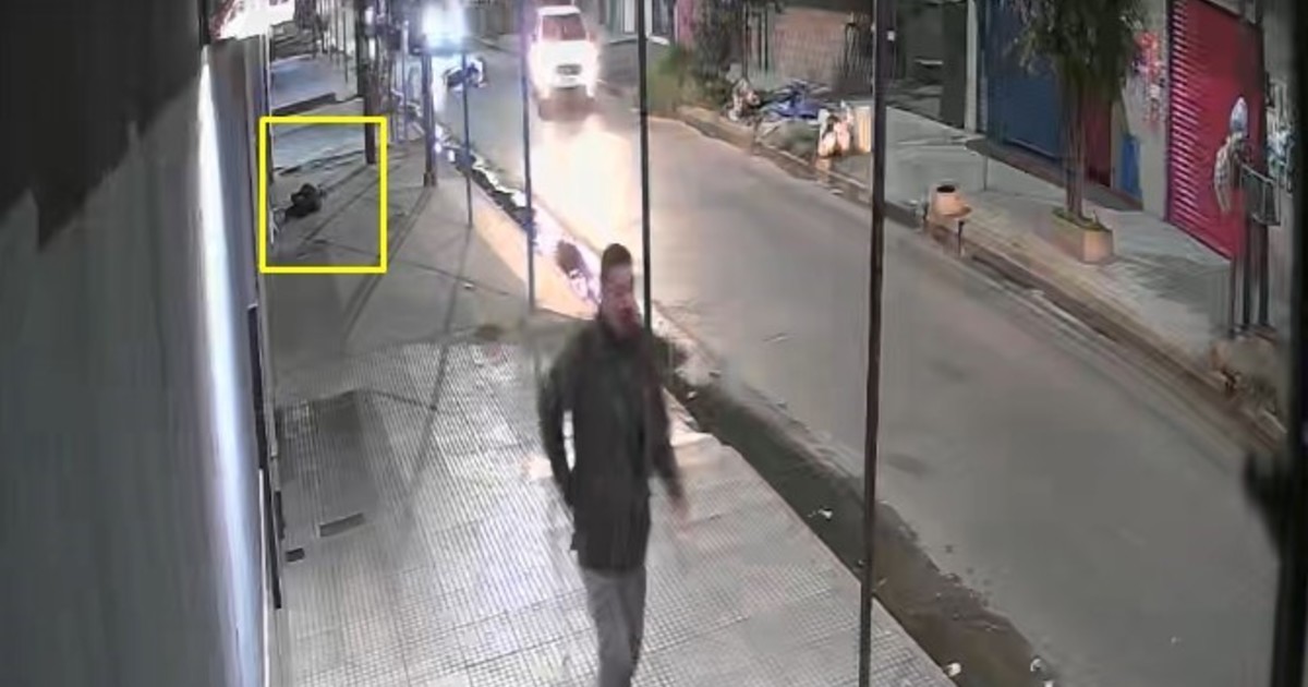 un-policia-creyo-que-le-querian-robar-y-les-vacio-el-cargador:-mato-a-la-mujer-que-manejaba-la-moto-e-hirio-a-su-acompanante