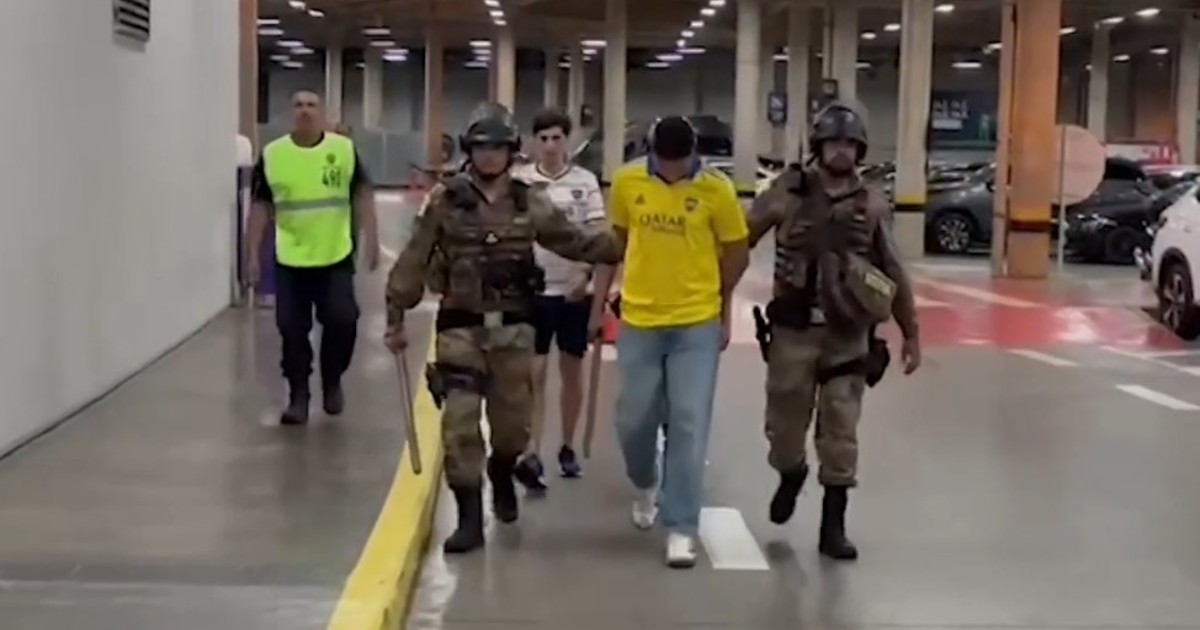 un-hincha-de-boca-fue-detenido-en-brasil-acusado-de-hacerles-gestos-racistas-a-los-de-cruzeiro-en-el-partido-de-copa-libertadores