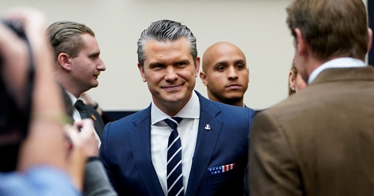 duro-interrogatorio:-el-jefe-del-pentagono-comparece-ante-el-congreso-por-primera-vez-desde-que-comenzo-la-guerra-con-iran