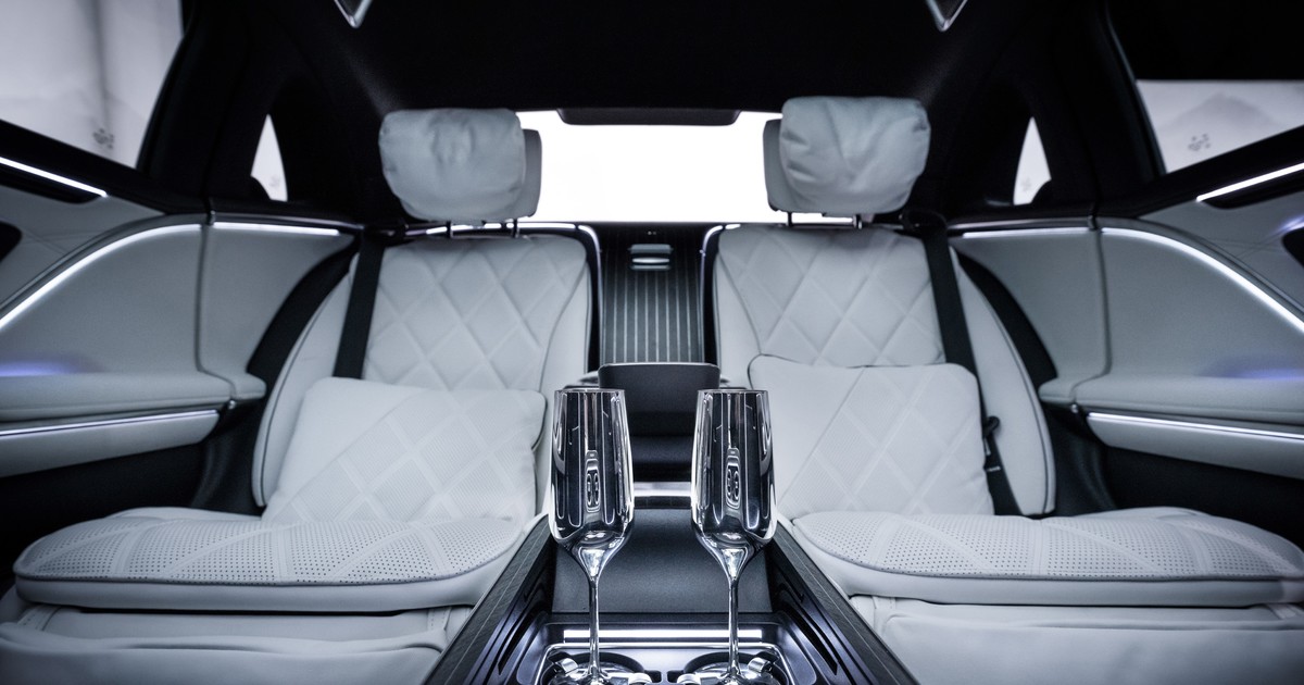 llega-a-la-argentina-una-marca-de-autos-de-ultra-lujo:-masajes-de-piedras-calientes-y-aromatizacion-con-notas-de-vainilla-y-jazmin