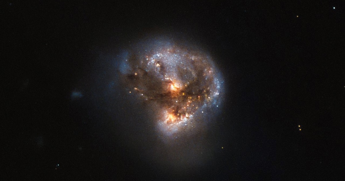 los-astronomos-estan-en-shock:-detectan-una-senal-de-megalaser-desde-8-mil-millones-de-anos-luz-de-distancia